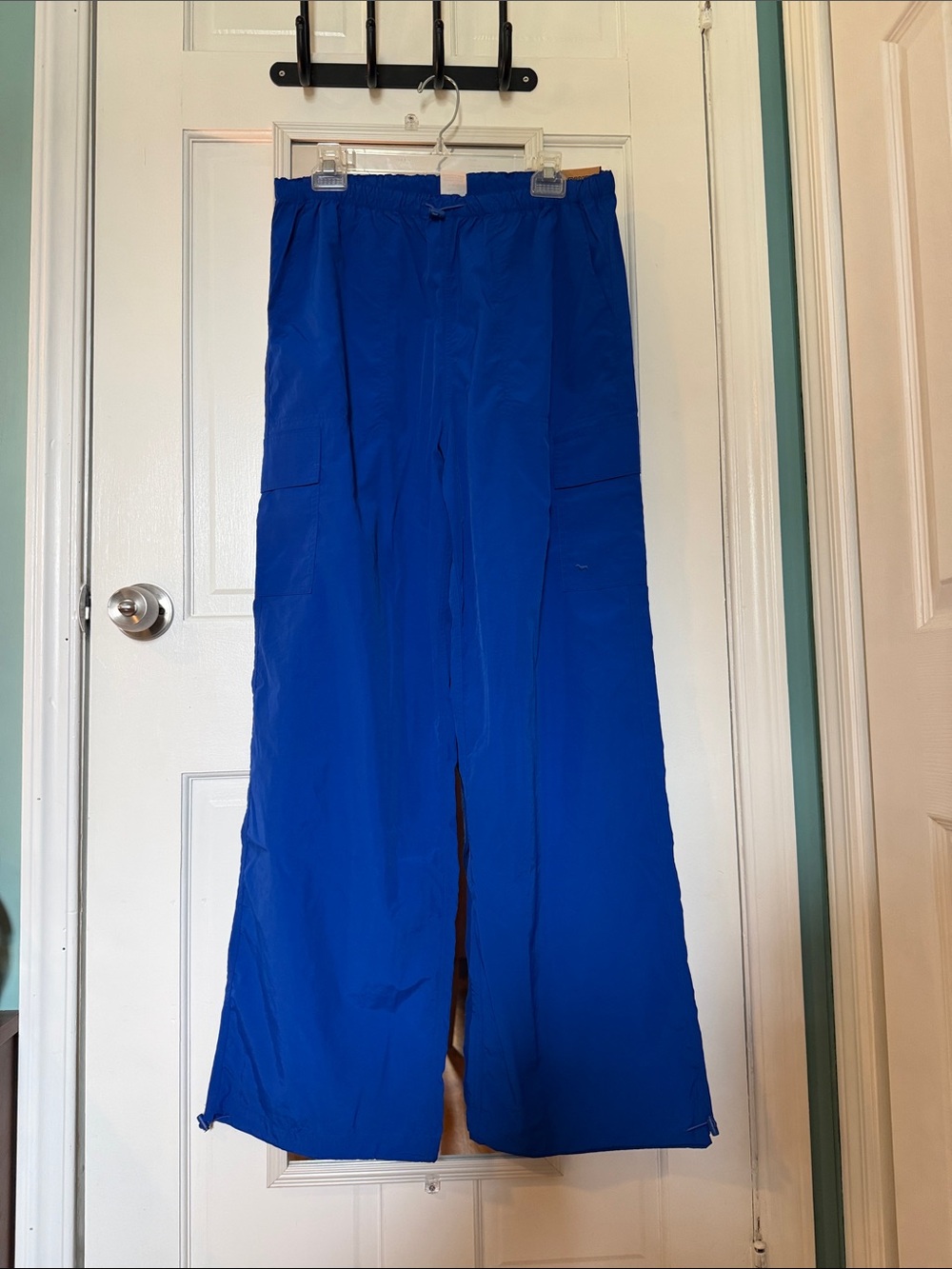 Victoria’s Secret Pink Cargo Patachute Pants in Royal Blue
